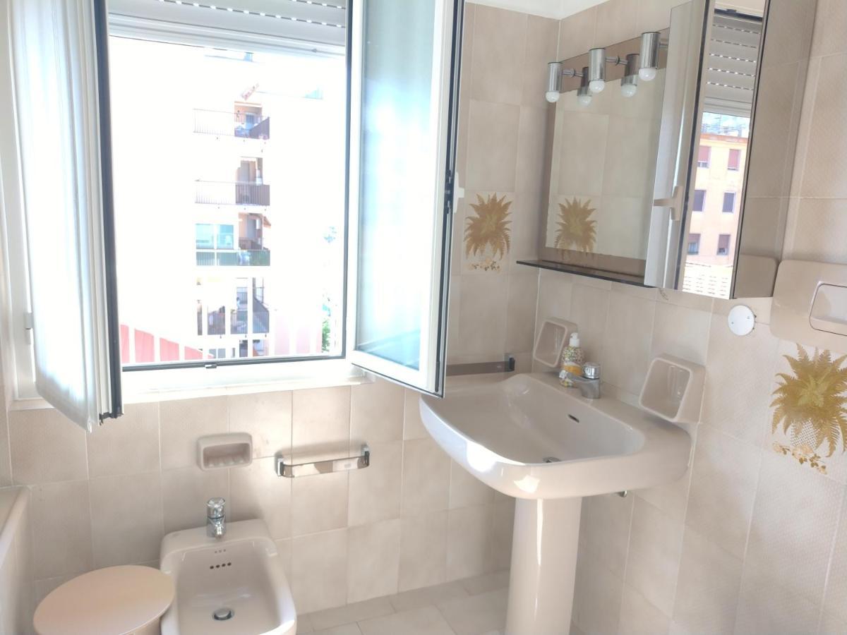 Casa Fronte Mare Ventimiglia Exterior foto