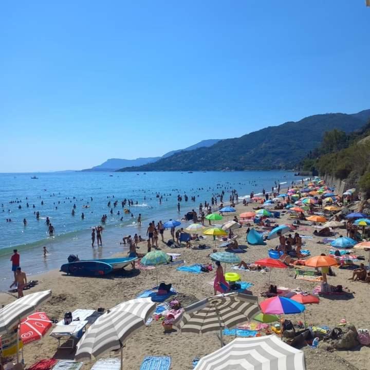 Casa Fronte Mare Ventimiglia Exterior foto